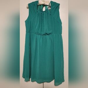 NWT Asos Maternity Green Chiffon Dress Size 12 US